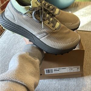 Flux Adapt Trail Runner